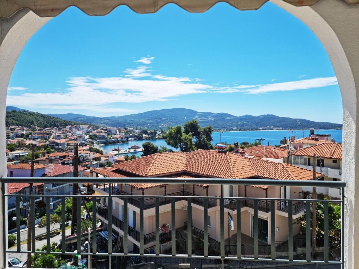 Casa Di Estella Neos Marmaras Bagian luar foto